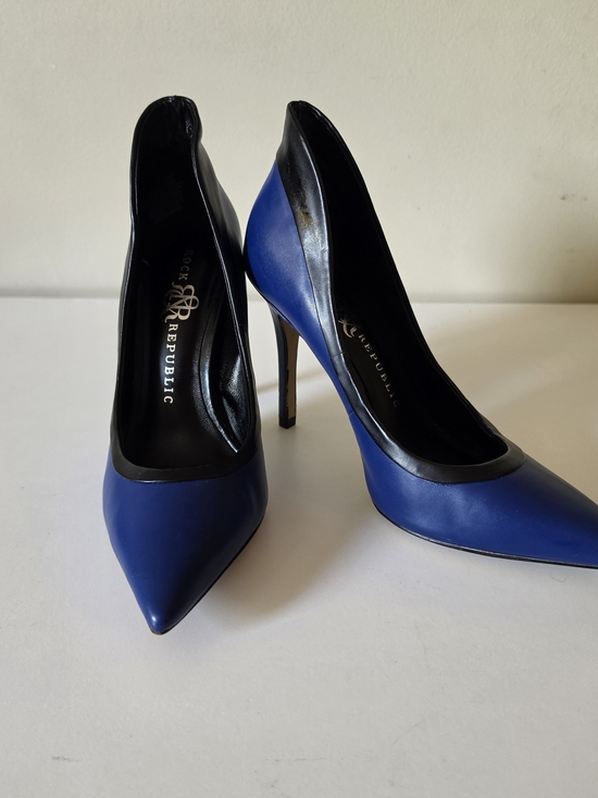 Rock & Republic Shoes - Rock & Republic Women's Blue Pointed Toe Stiletto Pumps